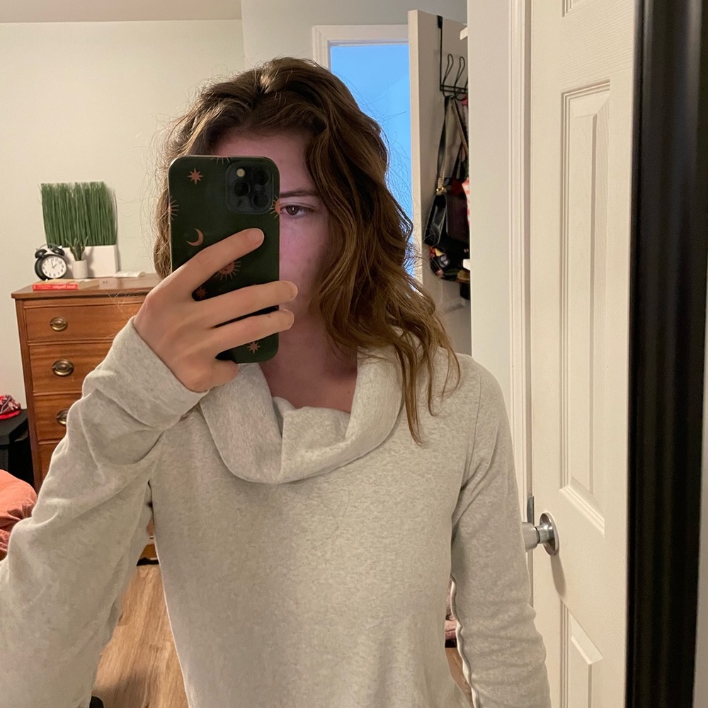 Workout cowl top - Picture 4 of 8